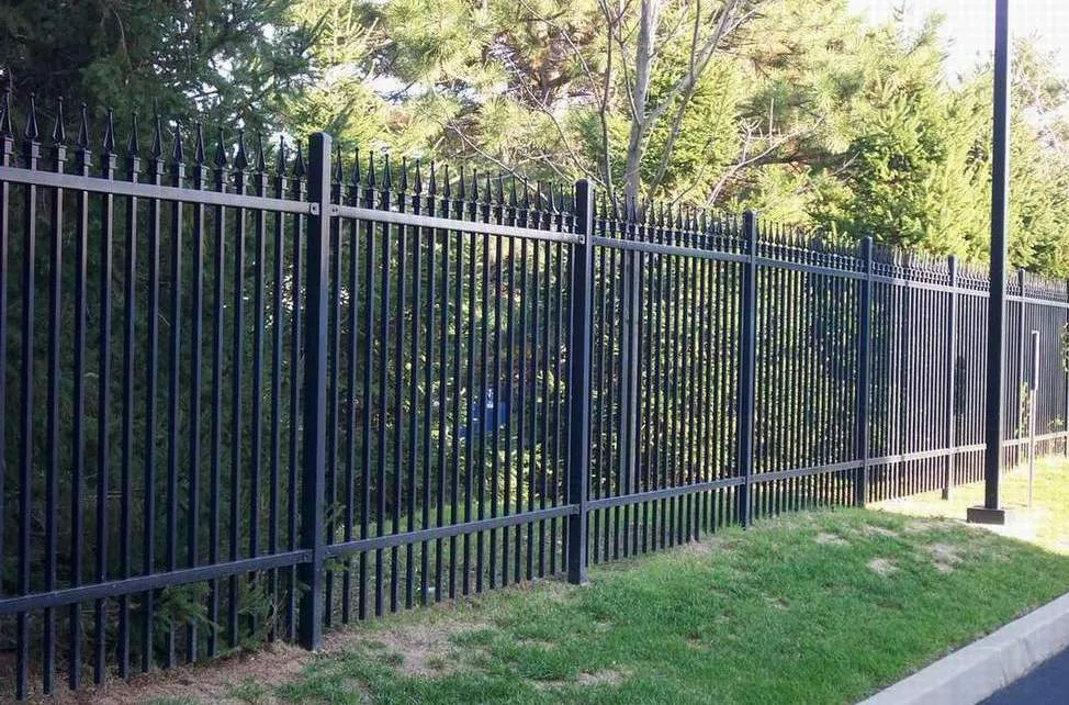 commercial-fencing-Steel-fence-w-Finials