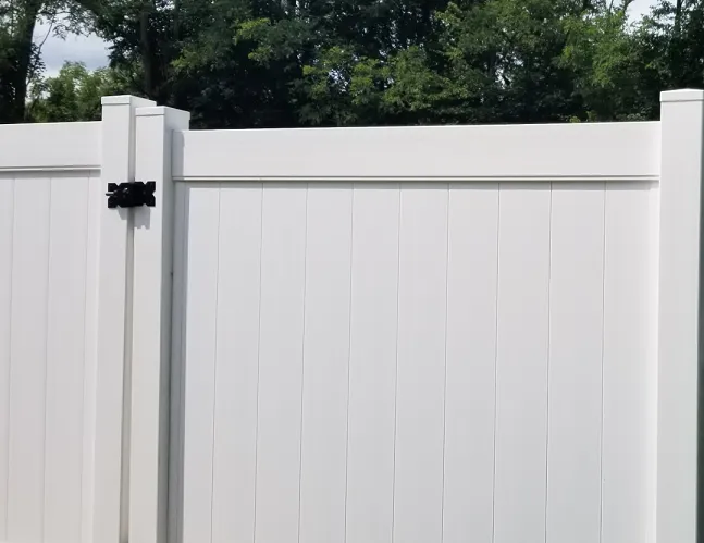 vinyl-pool-fence-installation-glenside-pennsylvania